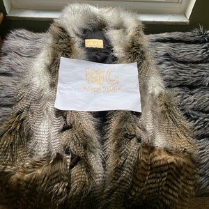 Spirithoods Alaskan Hawk Faux Fur Vest - Small